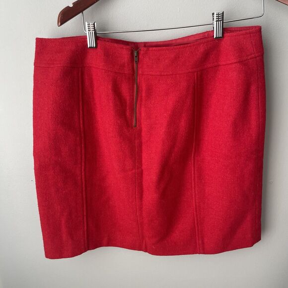 Talbots Wool Blend Red Womens Skirt Size 14 Petite Academia Career - Picture 4 of 8